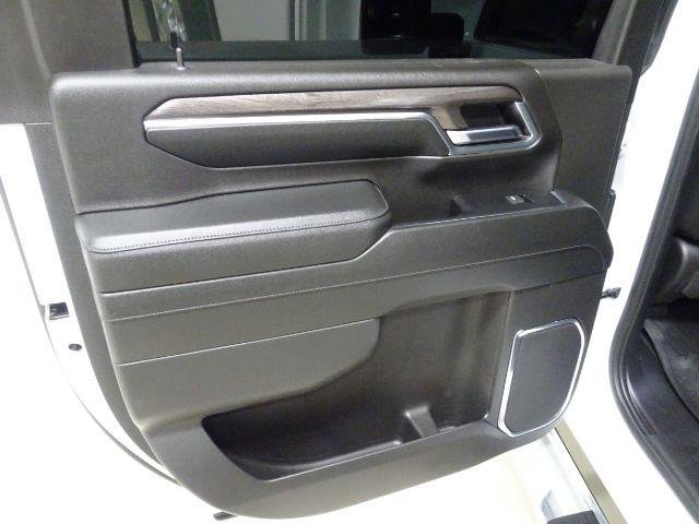 Used 2024 Chevrolet Silverado 2500 LTZ w/ LTZ Convenience Package AWD/4WD image 47
