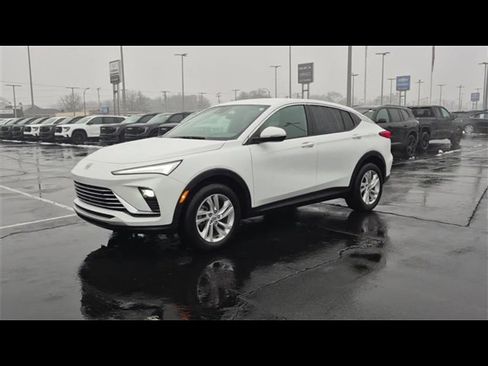 Certified 2024 Buick Envista Preferred w/ Convenience I Package image 4