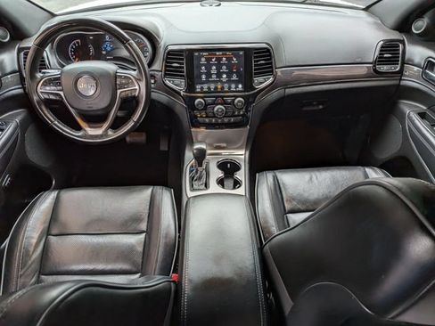 Certified 2020 Jeep Grand Cherokee Overland AWD/4WD image 16