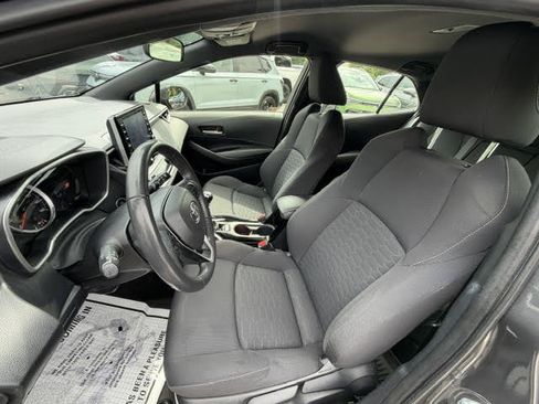 Used 2021 Toyota Corolla SE FWD image 9