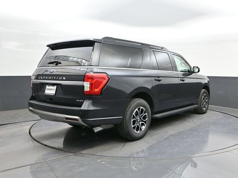 Used 2024 Ford Expedition Max XLT RWD image 11