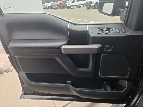 Certified 2019 Ford F350 Platinum w/ Platinum Ultimate Package image 22