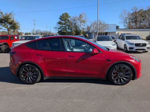 Used 2020 Tesla Model Y Long Range image 2