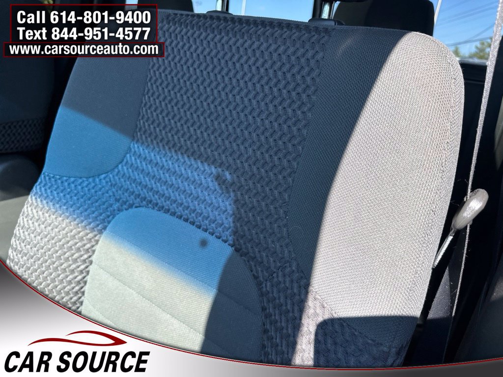 Used 2007 Nissan Frontier LE AWD/4WD image 13