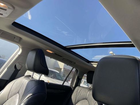 Used 2021 Toyota Highlander Platinum image 29