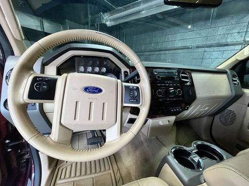 Used 2010 Ford F250 Lariat AWD/4WD image 11