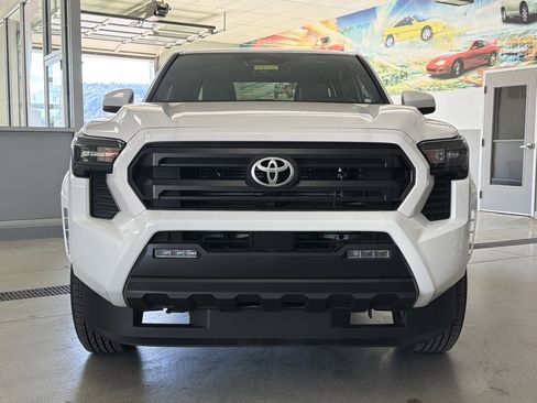 New 2025 Toyota Tacoma SR5 RWD image 7