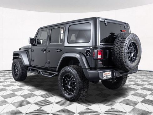 Used 2025 Jeep Wrangler Unlimited Sport AWD/4WD image 13