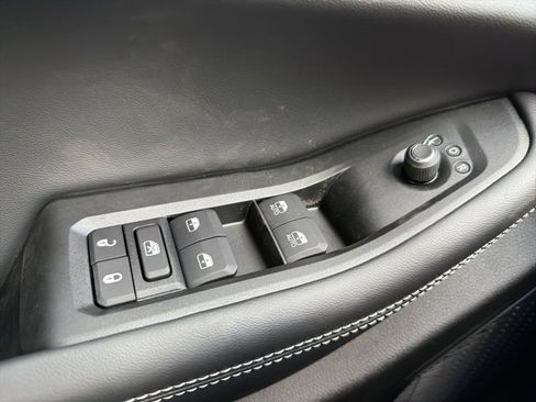 New 2025 Jeep Grand Cherokee Limited image 22