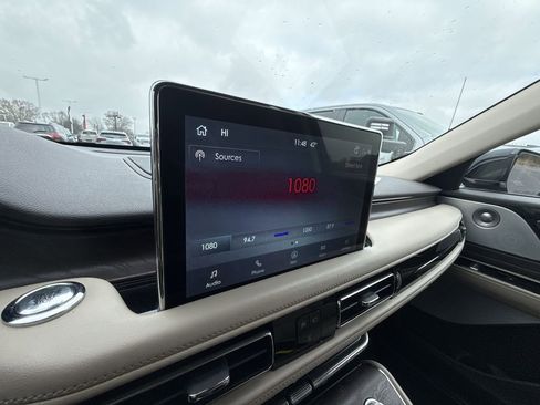 Used 2023 Lincoln Aviator Reserve w/ Equipment Group 201A image 19