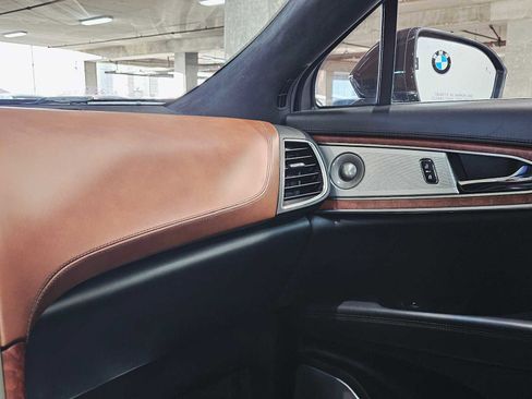 Used 2019 Lincoln Nautilus Black Label image 20