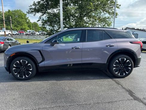Used 2024 Chevrolet Blazer EV RS AWD/4WD image 2