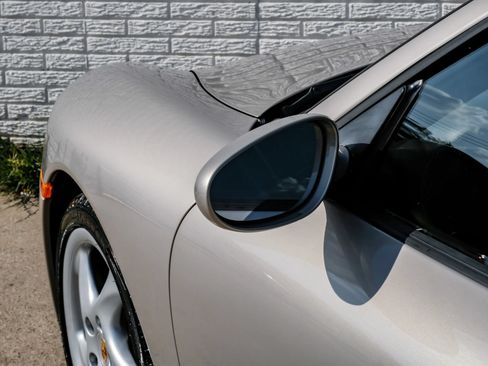 Used 2000 Porsche 911 Cabriolet image 36