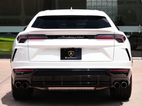 Used 2022 Lamborghini Urus AWD/4WD image 4