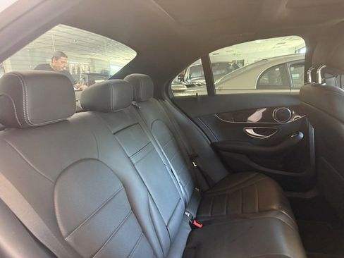 Used 2018 Mercedes-Benz C 300 Sedan image 15