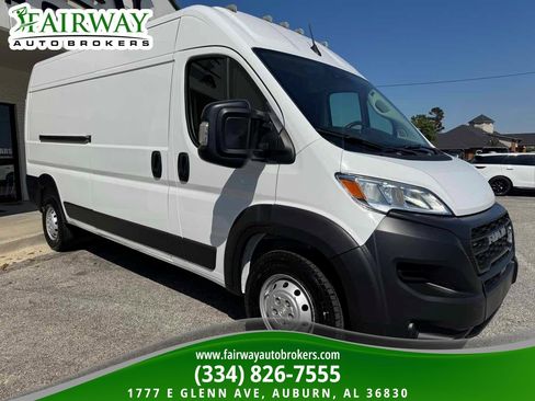 Used 2023 RAM ProMaster 2500 image 4