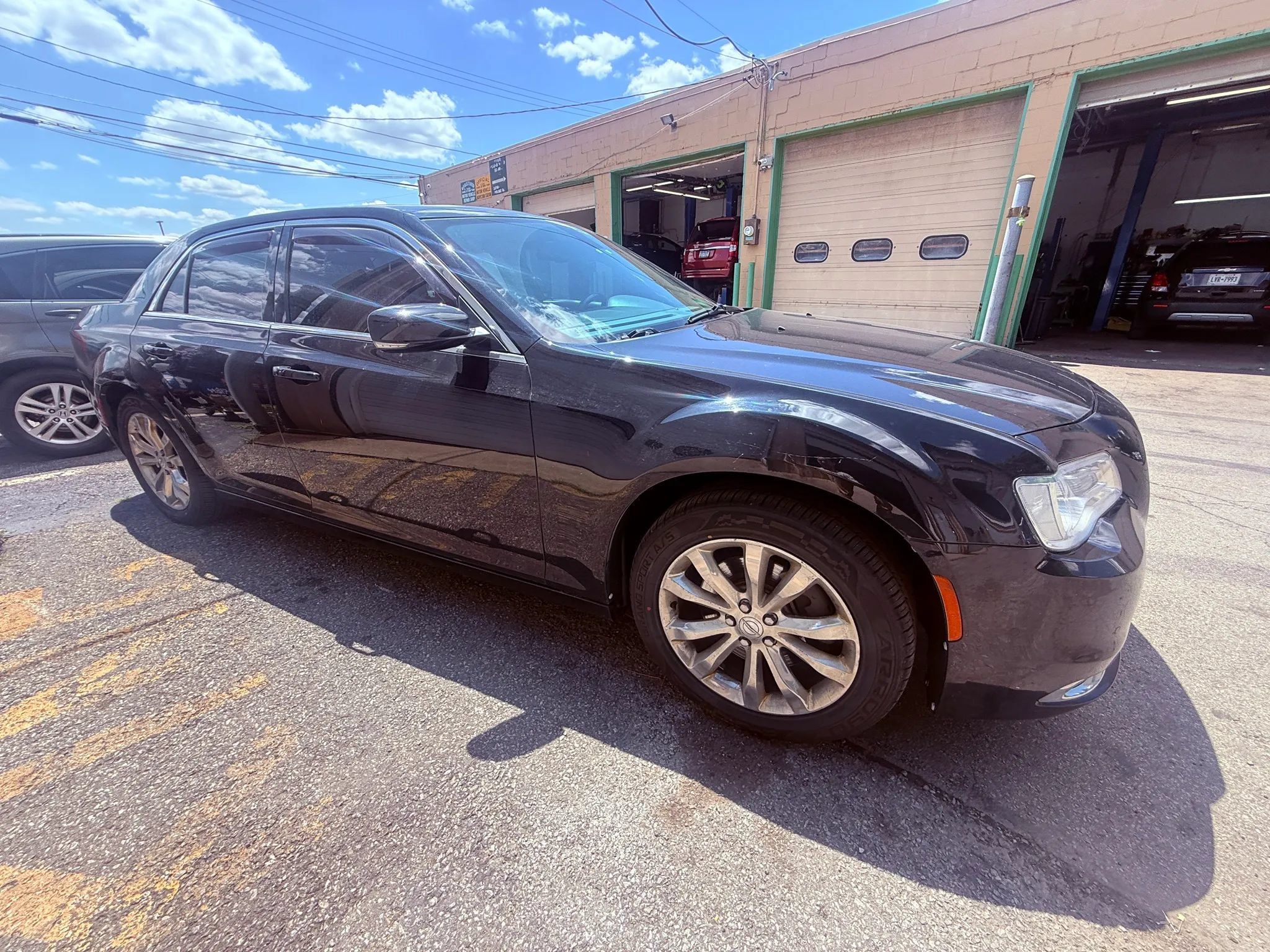 Used 2016 Chrysler 300 Limited w/ 300 Premium Group AWD/4WD image 2