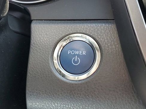 Used 2023 Toyota Camry SE image 26