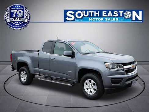 Used 2020 Chevrolet Colorado W/T w/ WT Convenience Package RWD image 2