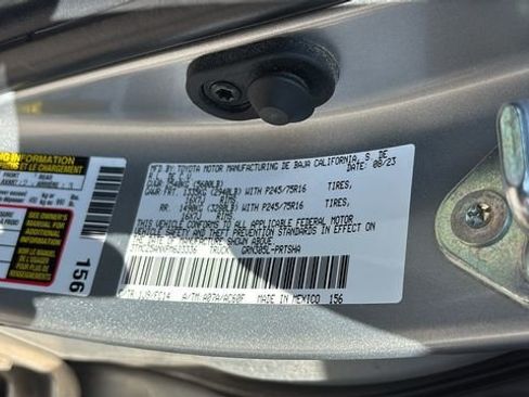 Used 2023 Toyota Tacoma SR5 AWD/4WD image 32