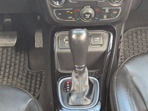 Used 2021 Jeep Compass Latitude w/ Sun and Sound Group image 22