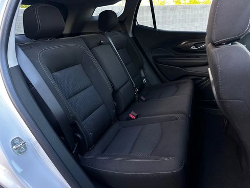 Used 2023 GMC Terrain SLE image 22