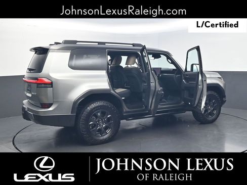 Used 2024 Lexus GX 550 AWD/4WD image 30