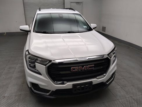 Used 2022 GMC Terrain SLE w/ Driver Convenience Package AWD/4WD image 14