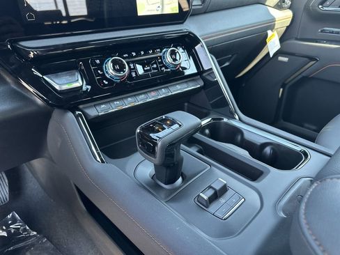 New 2026 GMC Sierra 1500 AT4 w/ Technology Package image 11