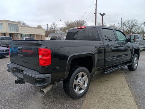 Used 2016 Chevrolet Silverado 2500 LT w/ Midnight Edition image 5