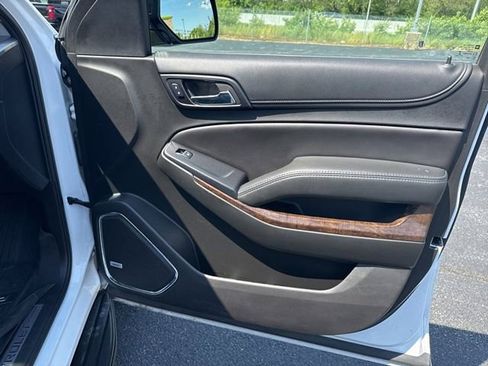 Used 2018 Chevrolet Suburban LT AWD/4WD image 21