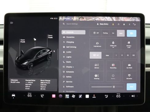 Used 2023 Tesla Model 3 Standard Range RWD image 22