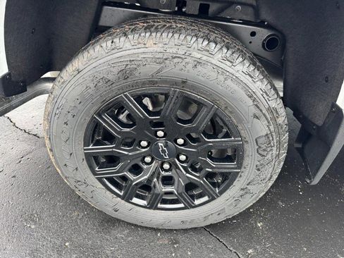 New 2026 Chevrolet Colorado W/T w/ WT Custom Package image 6