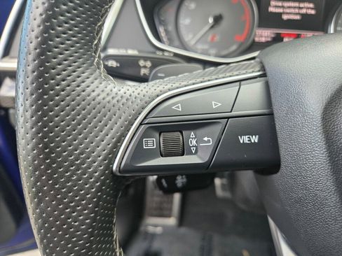 Used 2022 Audi SQ5 Premium w/ Convenience Package image 24