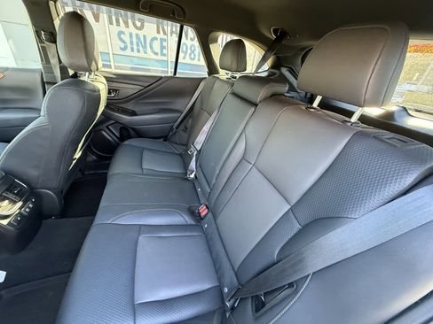 Used 2022 Subaru Outback Wilderness w/ Wilderness Package image 30