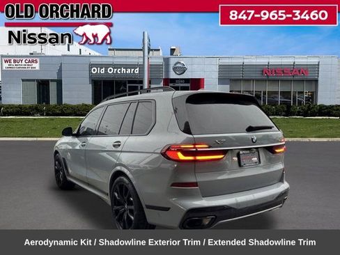 Used 2023 BMW X7 xDrive40i w/ M Sport Package AWD/4WD image 9