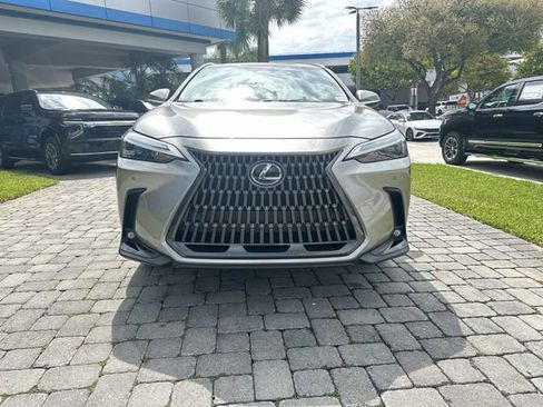 Used 2024 Lexus NX 250 FWD image 19