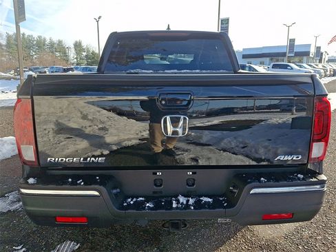 Used 2018 Honda Ridgeline Sport image 5