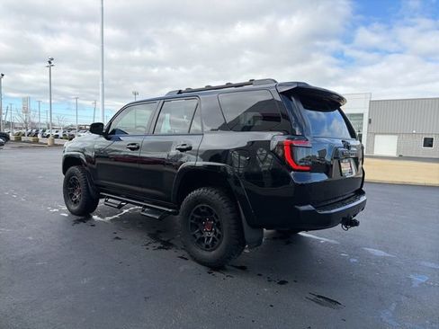 Certified 2024 Toyota 4Runner SR5 Premium w/ Moonroof Package image 5