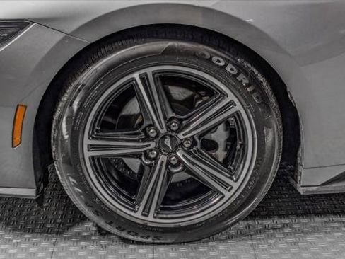 Used 2024 Ford Mustang Premium RWD image 31