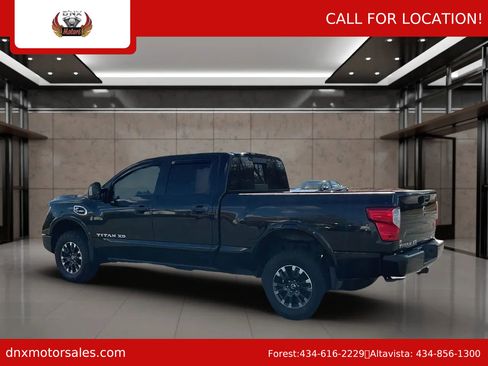 Used 2019 Nissan Titan PRO-4X w/ Pro-4x Utility Package image 3
