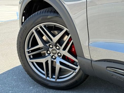 New 2026 Ford Explorer ST-Line w/ ST-Line Street Pack RWD image 18