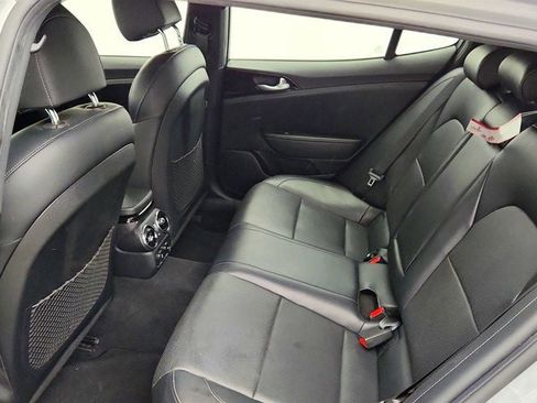 Used 2021 Kia Stinger GT-Line RWD image 19