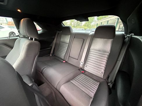 Used 2014 Dodge Challenger R/T image 16