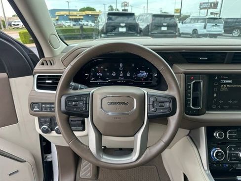 Used 2023 GMC Yukon Denali w/ Max Trailering Package AWD/4WD image 11