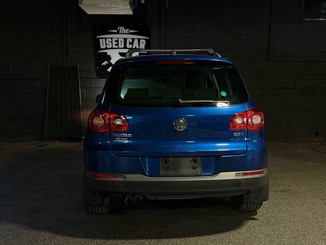 Used 2010 Volkswagen Tiguan Wolfsburg Edition FWD image 5