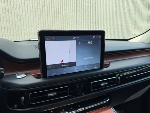 Certified 2023 Lincoln Aviator Reserve w/ Elements Package Plus AWD/4WD image 36