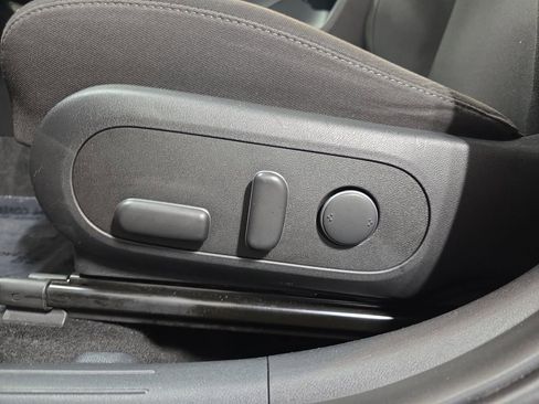 Used 2024 Hyundai Kona SEL AWD/4WD image 30