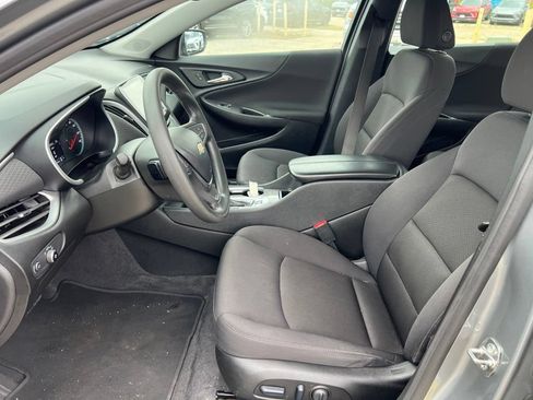 Used 2023 Chevrolet Malibu LT FWD image 15