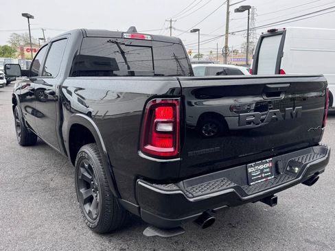 Used 2025 RAM 1500 Big Horn AWD/4WD image 5